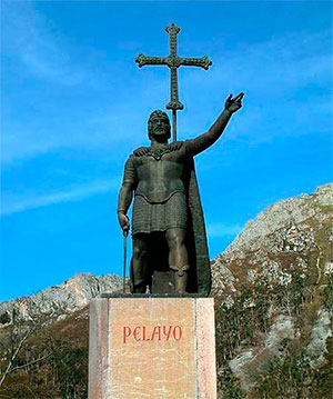 Monumentu a Pelayo en Cuadonga