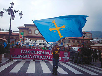 Manifestación a favor del asturianu