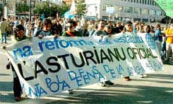 Celébrase'l Día de les Lletres  Asturianes