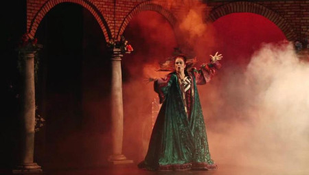 La Bella y la Bestia. Un cuento musical