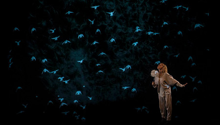 'Blowing', de Múcab Dans
