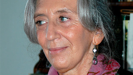 Clara Janés