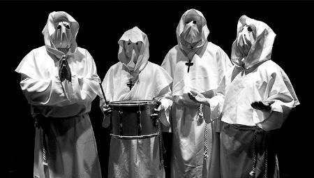 Tsunami Verano Xixón: El Altar del Holocausto