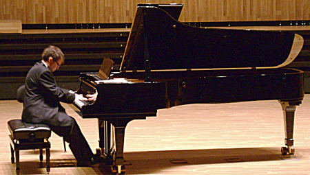Manuel Antonio Rodríguez (piano)