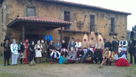 'Mazcaraes d'iviernu', d'Aladanza Educación y Tradición