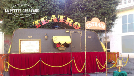 La petite caravanne, pequeño teatro sobre ruedas