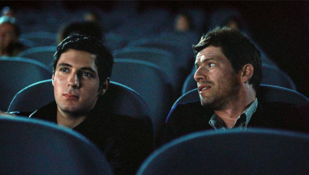 Vivir deprisa, amar despacio