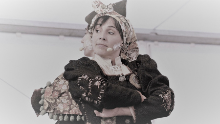 'Xustina y Xacinta, camín a la batalla de Cuadonga', de Teatro del Cuervo