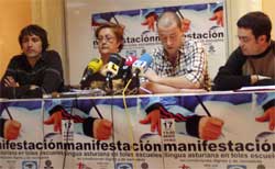 Los sindicatos d'enseñanza  y la Xunta Pola Defensa de la Llingua denuncien "la muerte del asturianu na enseñanza"
