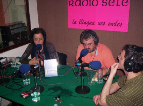 bordado Benigno corona El Congresu aprueba regularizar emisores como Radio Sele