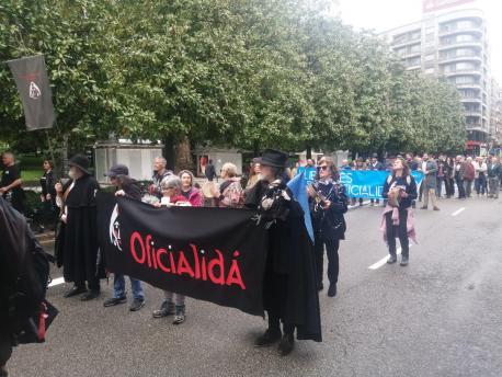 Manifestación XLIV Día Lletres Asturianes 11.jpg