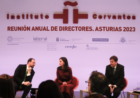 Adrián Barbón, Letizia Ortiz y Luis García Montero Instituto Cervantes Asturies
