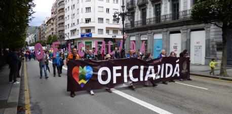 Cabecera manifestación XDLA XLV Día de les Lletres Asturianes