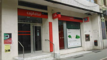 Un axuste nuevu en Liberbank afeutará a 171 trabayadores n'Asturies