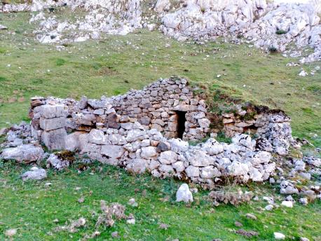 Asturies participa na candidatura de la téunica de construcción de piedra en seco a Patrimoniu Inmaterial de la Humanidá