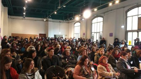 700 muyeres de tol Estáu aconceyen en Xixón pa preparar el 8-M
