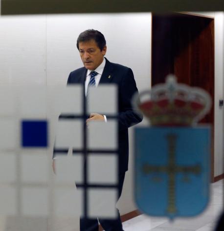 Los ‘deberes’ de Javier Fernández en Madrid yá condicionen la política asturiana