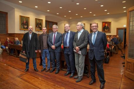 L'ex rector Juan Vázquez liderará la candidatura de Ciudadanos nes eleiciones a la Xunta