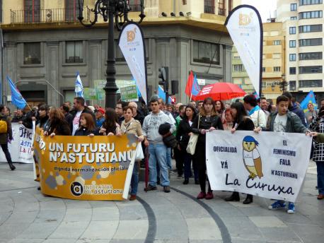 Manifestación Día de les Lletres Asturianes 2017