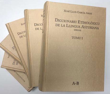 Seis primeros tomos del Diccionariu Etimolóxicu de la Llingua Asturiana (DELLA)