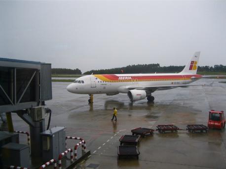 Vuelu Iberia a Madrid Aeropuertu d'Asturies