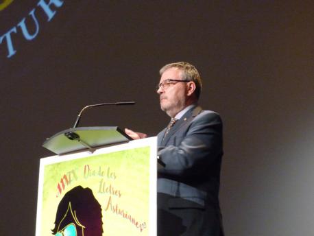 Asturies.com ufre'l primer discursu institucional de González Riaño completu