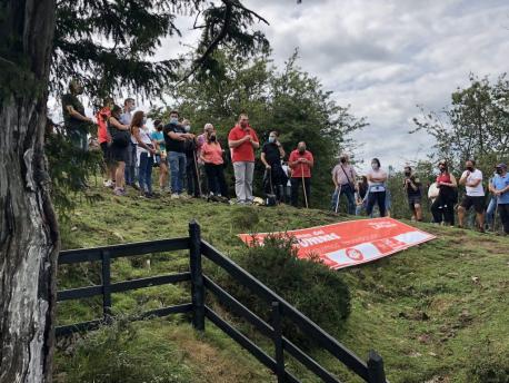 Adrián Barbón n'El Puzu Funeres