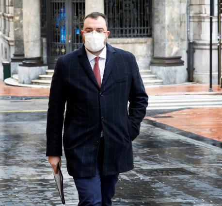 Adrián Barbón previo Comité de Crisis COVID-19 zarru hostelería recortada