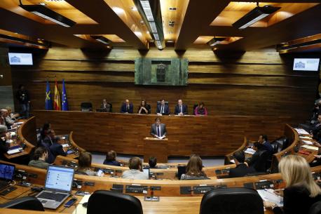 La oficialidá, presente nel Alderique d'Orientación Política Xeneral