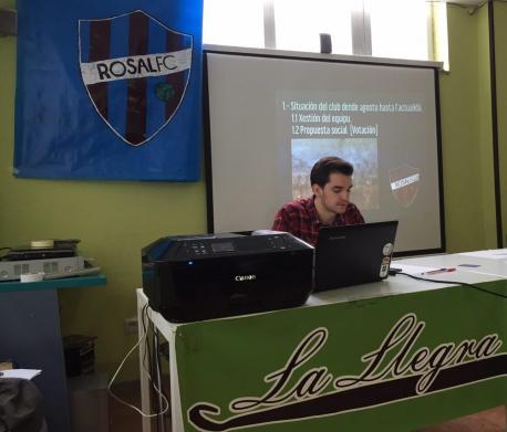 Alejandro Fernandi: “El fútbol ye una ferramienta abondo útil como pa llendala al entretenimientu”