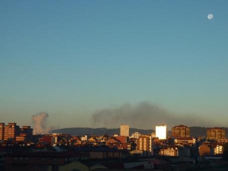 Xixón, Avilés y Uviéu rexistren un aumentu de la contaminación del aire