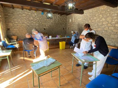 Cribáu pruebes COVID-19 en Sobrefoz