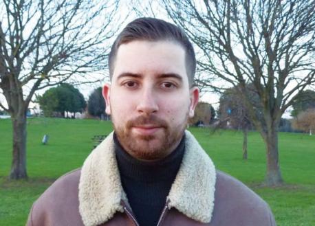 Diego Solís asoleya'l so primer llibru n'asturianu