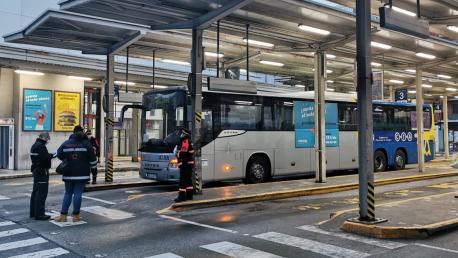 Estación d'ALSA repartu de mázcares