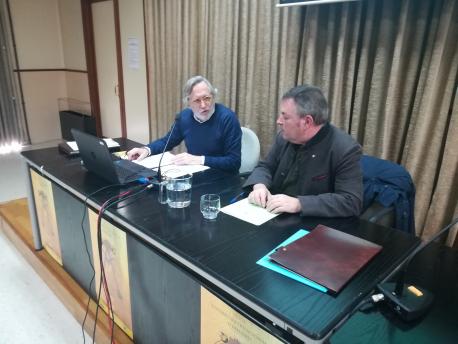 “L’asturianu recupérase, cuando na segunda encuesta atascábase”