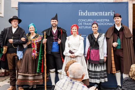 Laura Menéndez Fernández y Javier Bengoechea lleven el primer ‘Indumentaria’