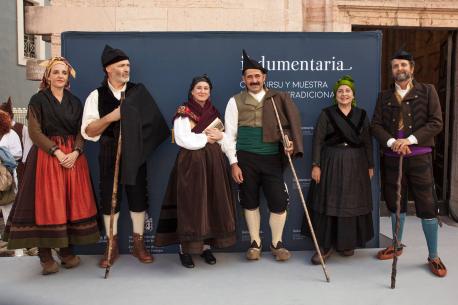 Ganadores del V Indumentaria nel Día'l Traxe'l País