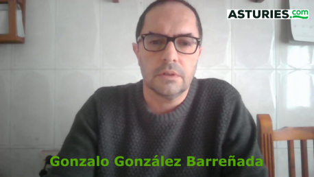 “La idea del poemariu ye poner n’orde la historia personal, 