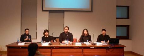 Inaciu Galán na mesa de la charra sobre l'asturianu nel franquismu recortada 3