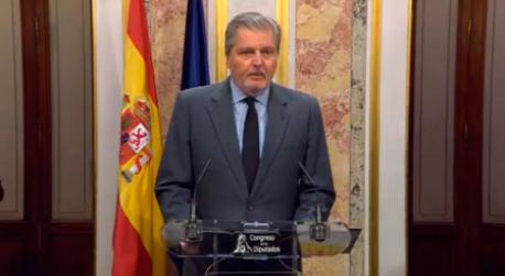 El Gobiernu estatal anuncia que va continuar colos trámites previstos nel 155 énte la posición de Puigdemont