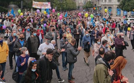 Manifestación oficialidá 16-O XDLA