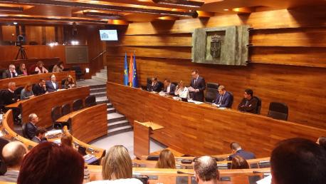 Marcelino Marcos preside Plenu de la Xunta Xeneral 