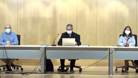 Miguel Ángel Prieto, Rafael Cofiño y María José Villanueva cambiu criteriu 4+