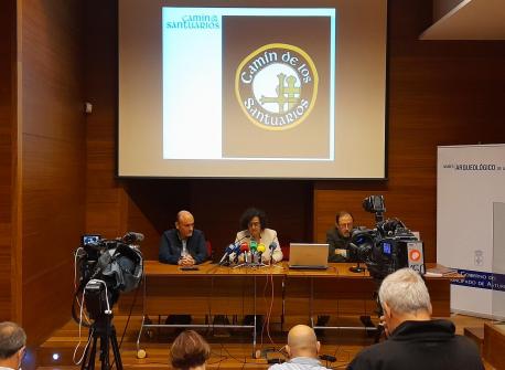 Pablo León, Berta Piñán y César García de Castro Camín de los Santuarios