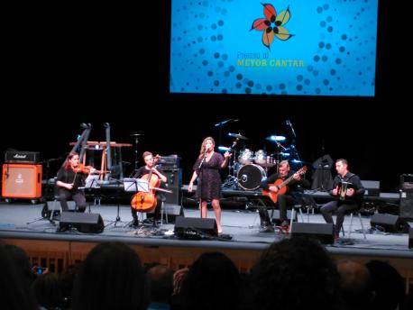Anabel Santiago llogra'l Premiu al Meyor Cantar 2016