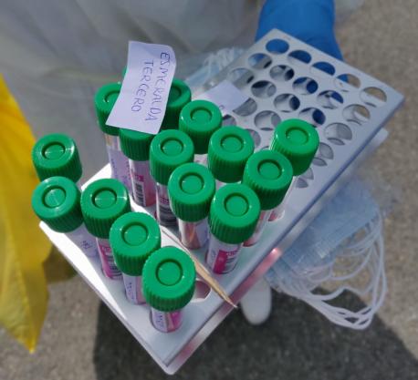 Pruebes COVID-19 en Cuideiru II recortada