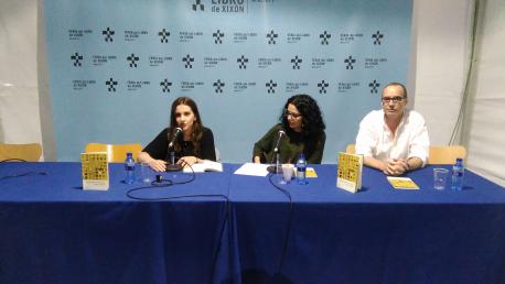 Comenzó la 'Feria del Libro de Xixón'