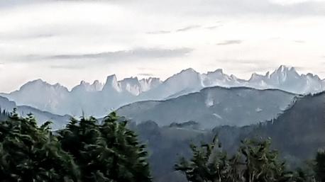 Semeya Picos pal Día d'Asturies