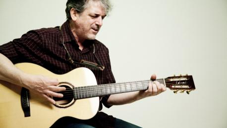 “Entiendo que-yos moleste a los escritores, pero veo estupendo’l Nobel pa Dylan”, señala Toli Morilla
