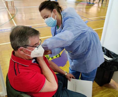 Vacunación a mayor de 70 años en Castrillón